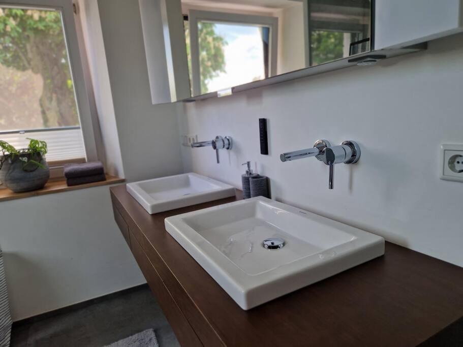 Historische Mit Garten, Luxus Apartament Meerbusch