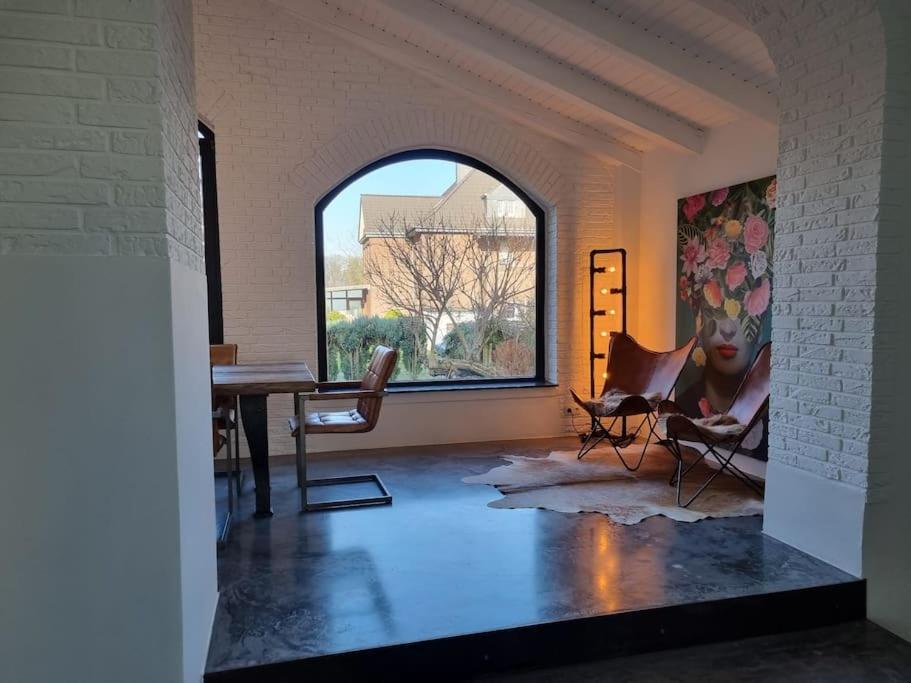 Historische Mit Garten, Luxus Apartment